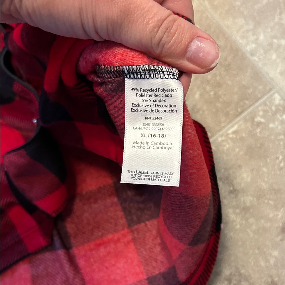 Cozy Red and Black Plaid Women’s Pajama Set XL 16-18 - Picture 6 of 9